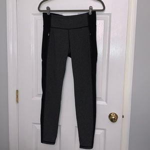 Women athletic leggings